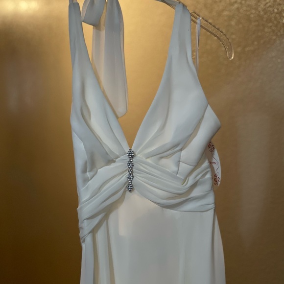 Ivory formal full length Gown in size XS - Picture 7 of 8